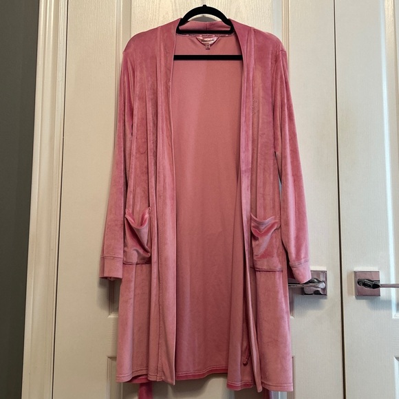 Pink Juicy Couture Robe - Picture 3 of 7